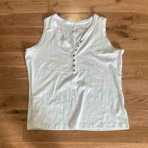 DenverHayes white every day tank